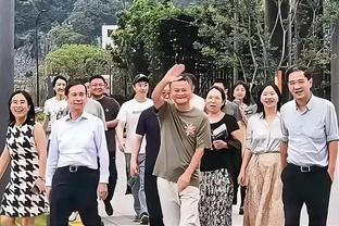 科尔：追梦是防守天才 他抢到进攻板助攻克莱三分是本场最佳